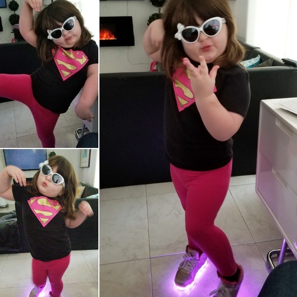 Meet your Posher, Chloe grace - Picture 3 of 4